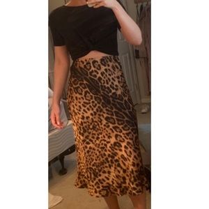 Never worn cheetah skirt!